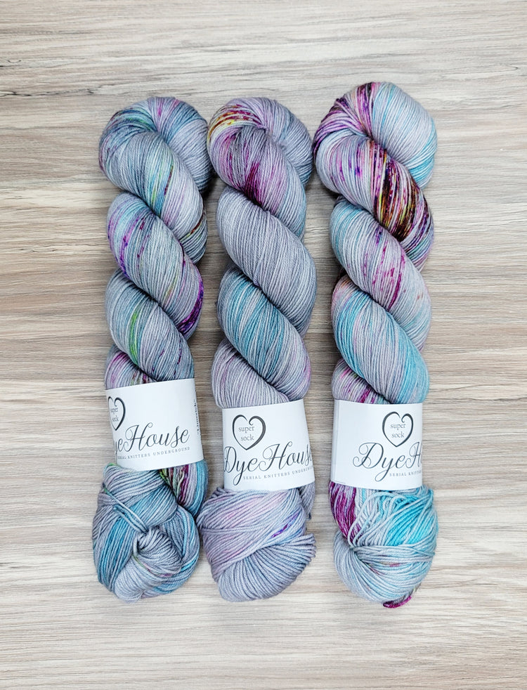 輸入毛糸 Super Sock by Dyehouse Yarns by Serial Knitters(スーパーソック バイ ダイハウスヤーンズ バイ シリアルニッターズ) :Apple Yarns Limited Edition