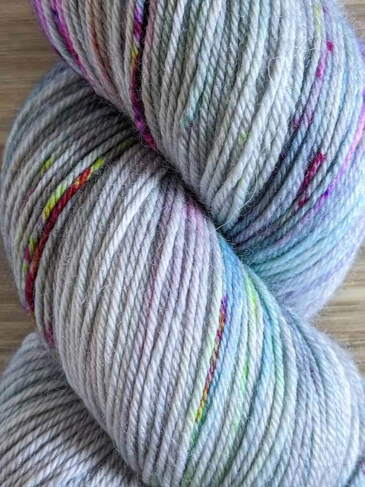 輸入毛糸 Super Sock by Dyehouse Yarns by Serial Knitters(スーパーソック バイ ダイハウスヤーンズ バイ シリアルニッターズ) :Apple Yarns Limited Edition